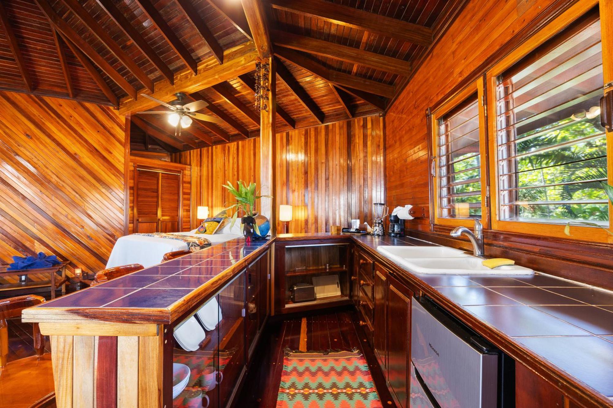 Tambor Tropical Beach Resort- Adults Only Phòng bức ảnh